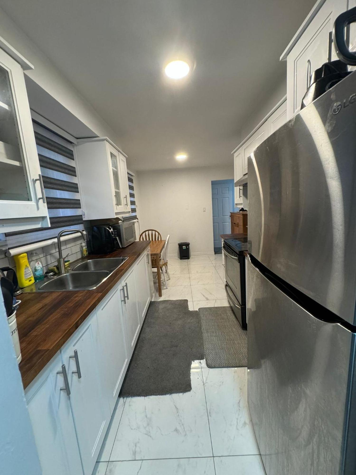 28 Bingham Road Hotel Брамптън Екстериор снимка